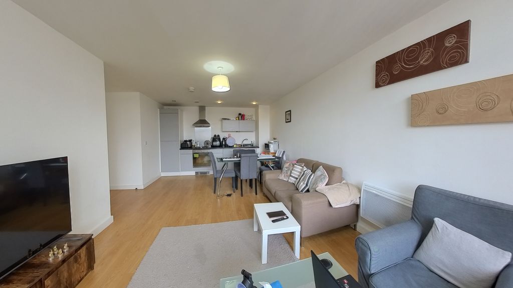 Property photo 3 of 14