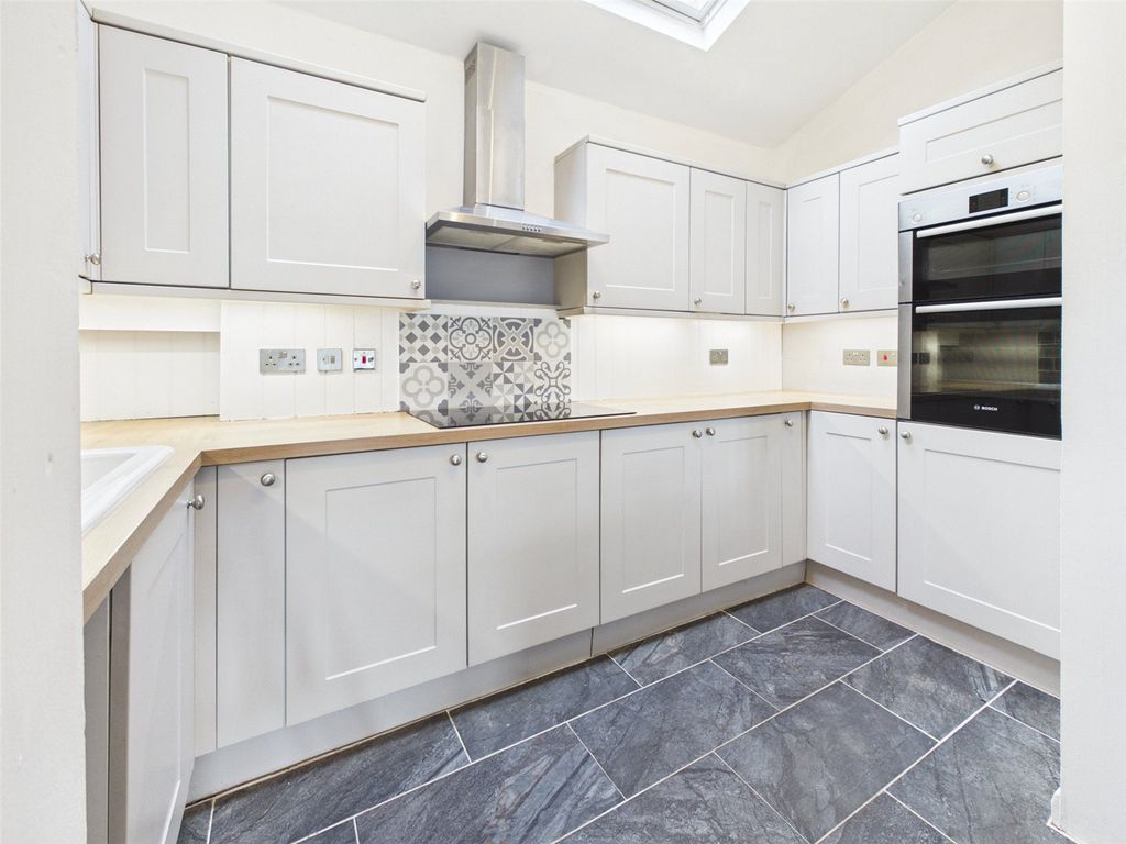 Property photo 2 of 18 Picture No. 02