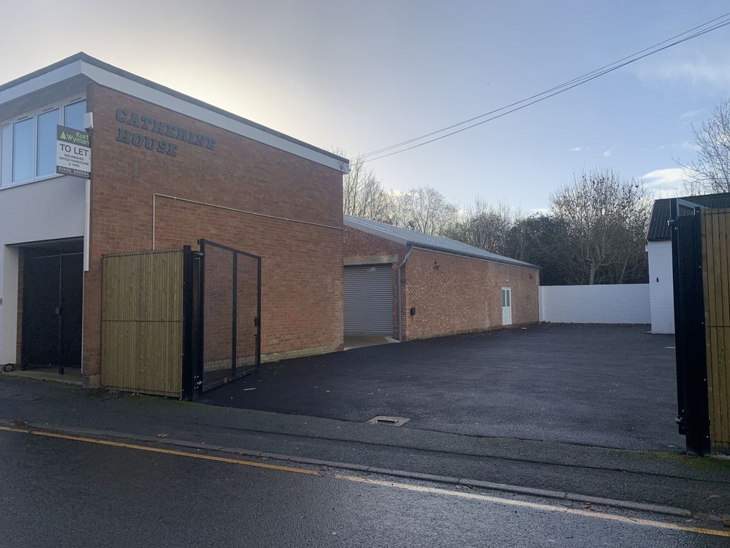 Property photo 3 of 19 Gallery