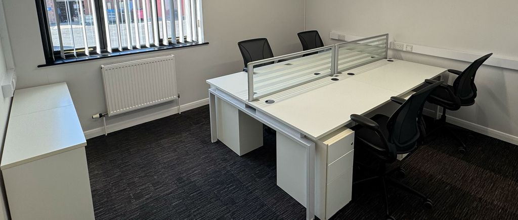 Property photo 1 of 4