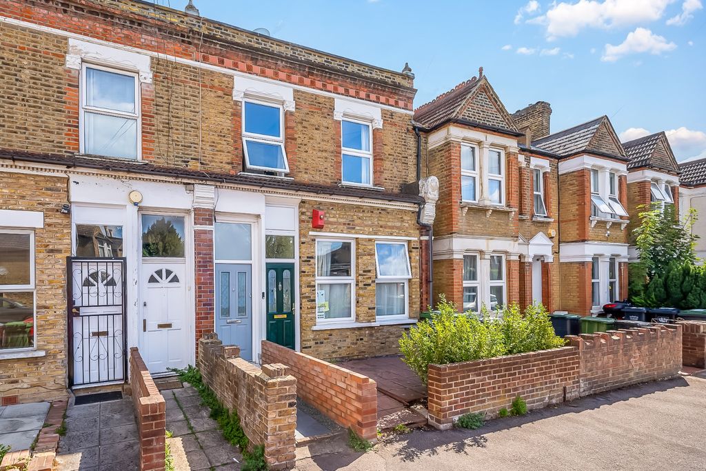 Property photo 1 of 15 5007891