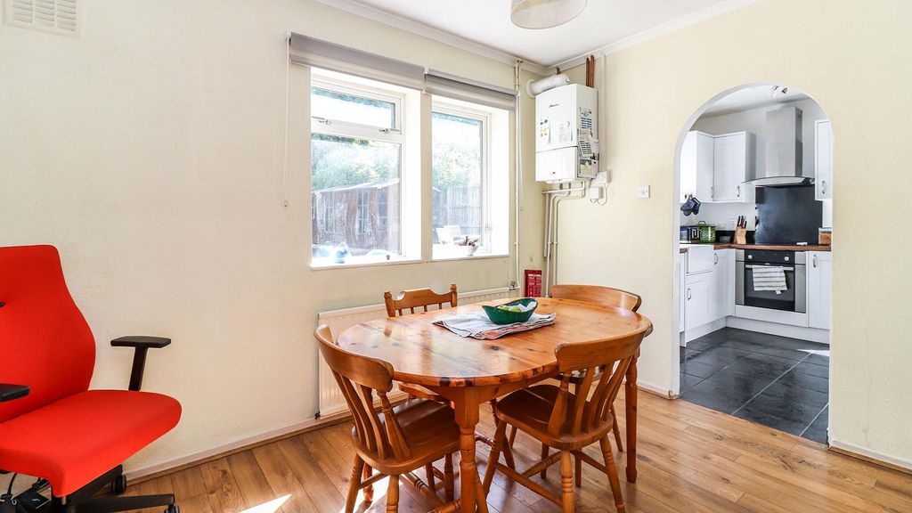 Property photo 3 of 15 Dining Room