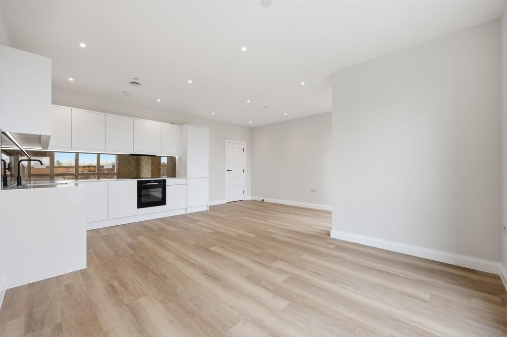 Property photo 3 of 10 Img_1381.Jpg