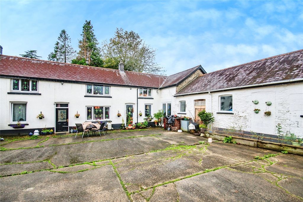 Property photo 1 of 27 Picture No. 09