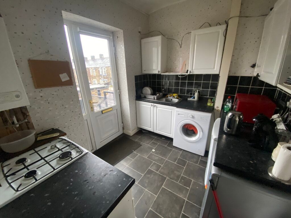 Property photo 3 of 5