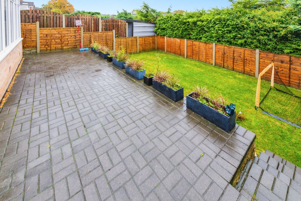 Property photo 3 of 20 2A8A5691-2-1033