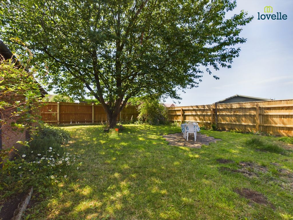Property photo 2 of 12