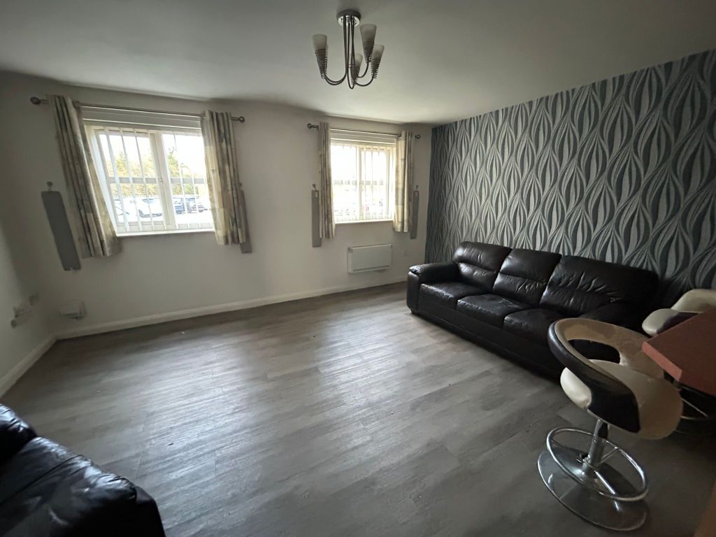 Property photo 2 of 6