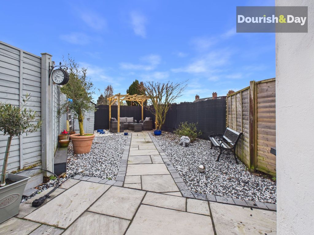 Property photo 2 of 19