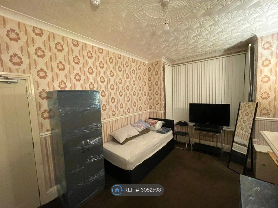 Property photo 2 of 19 Room 1