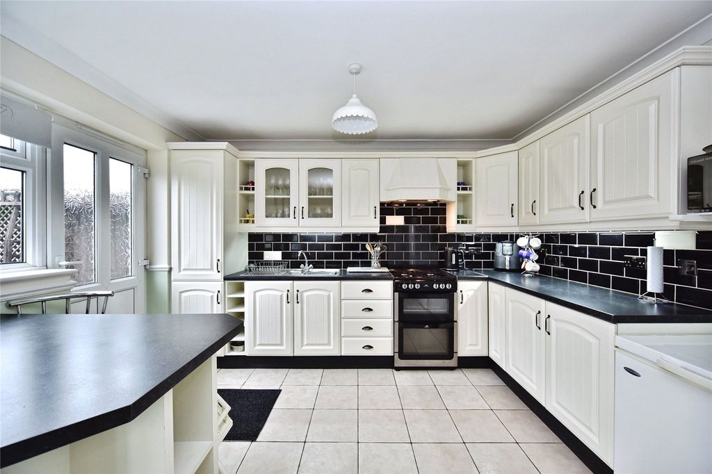 Property photo 2 of 18 Picture No. 18