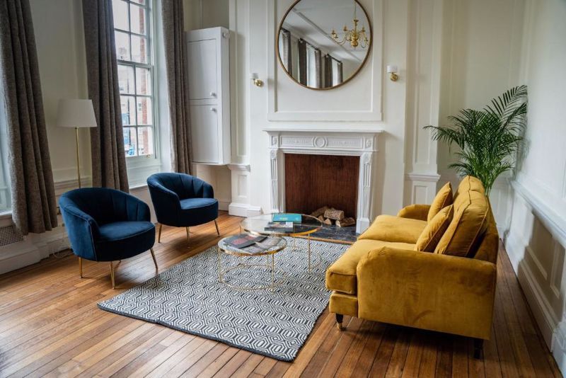 Property photo 1 of 12 Photo 5