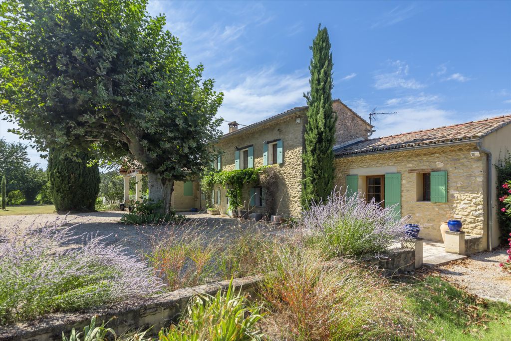Property photo 1 of 18 Image