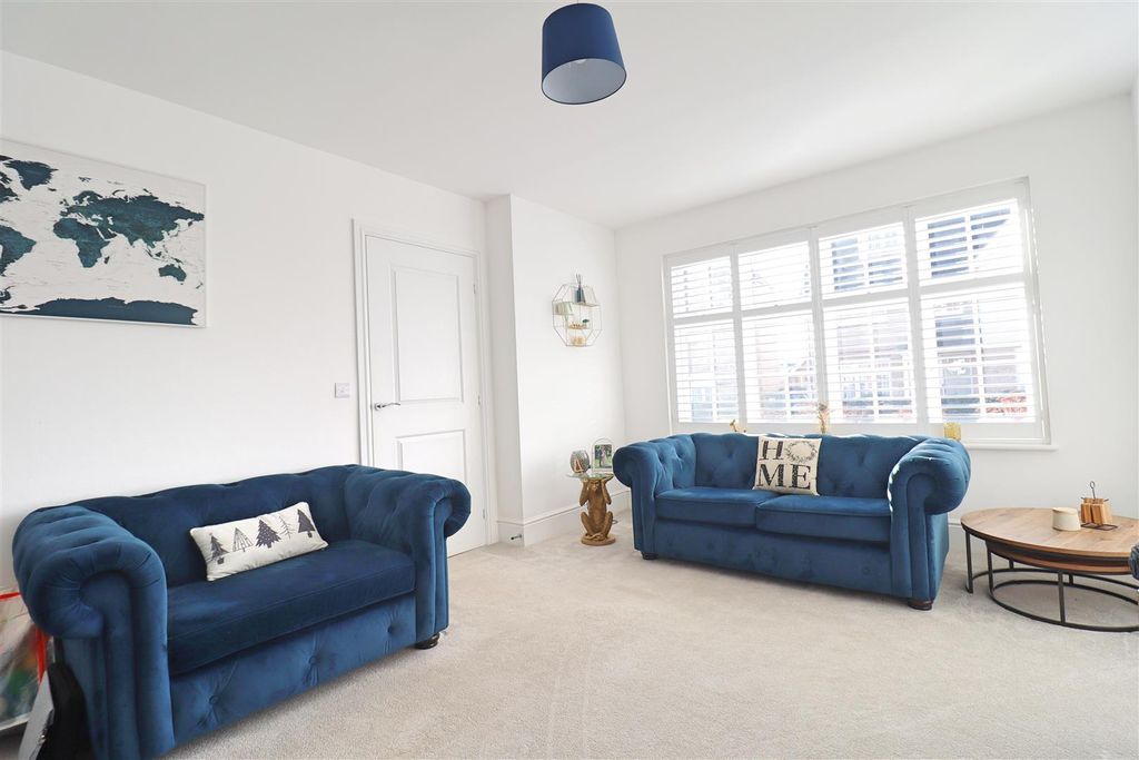 Additional image 12 of 5 bed detached house for saleHome Field Drive, Braintree CM7