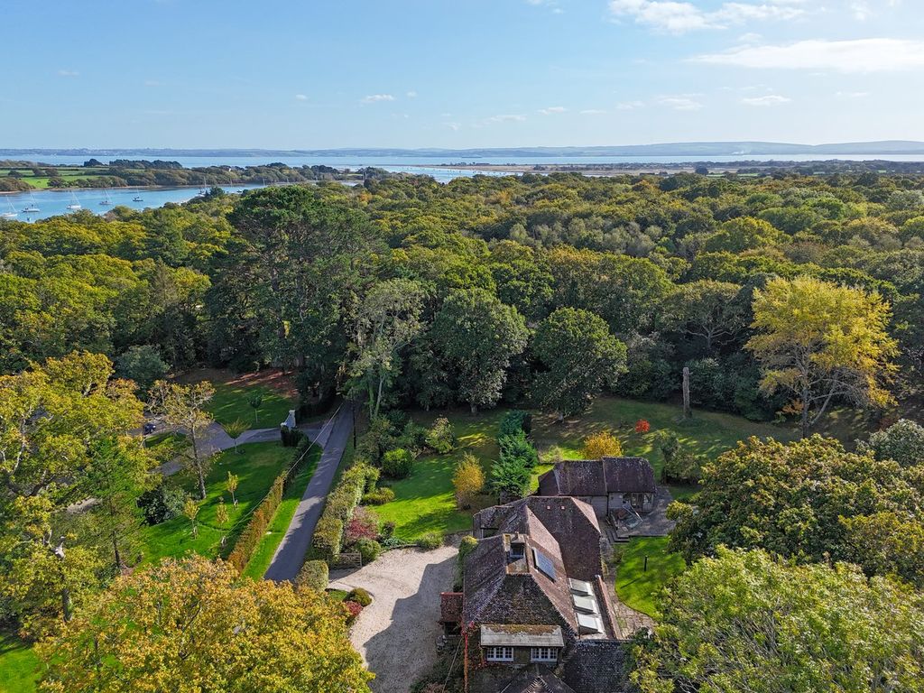 Property photo 3 of 14