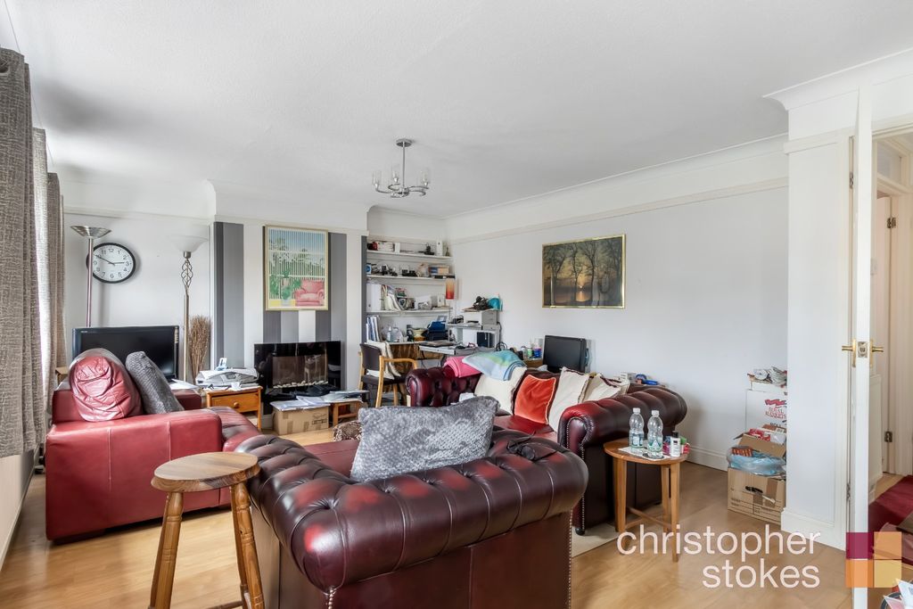 Property photo 2 of 15 4731672