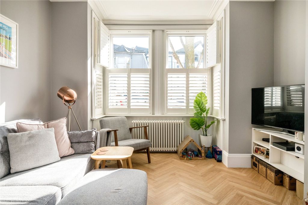 Property photo 3 of 21 Picture No. 71