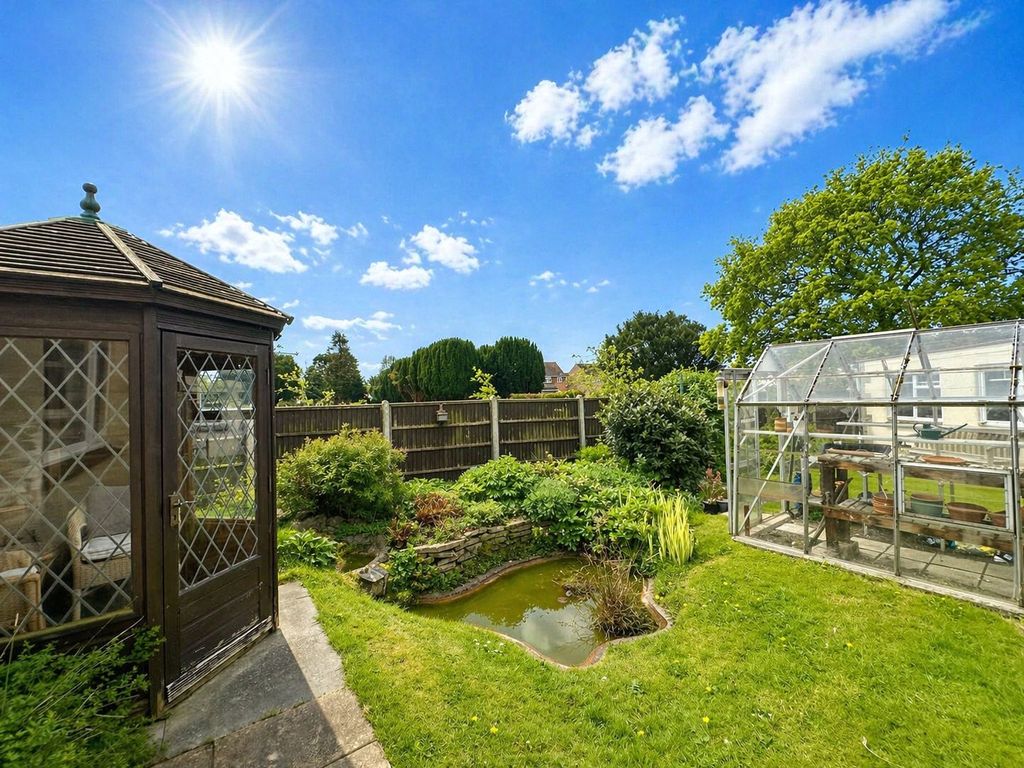 Property photo 3 of 17 Picture No. 11