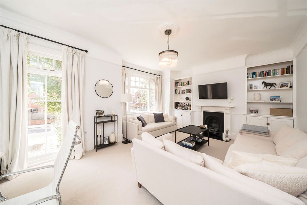 Property photo 2 of 7