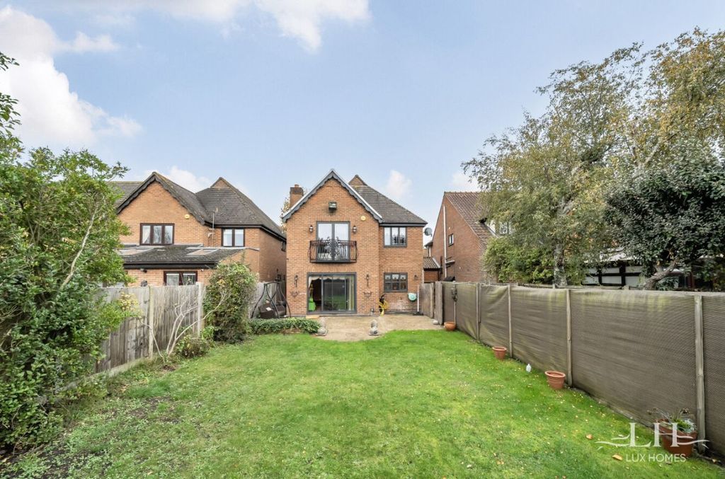 Property photo 2 of 30