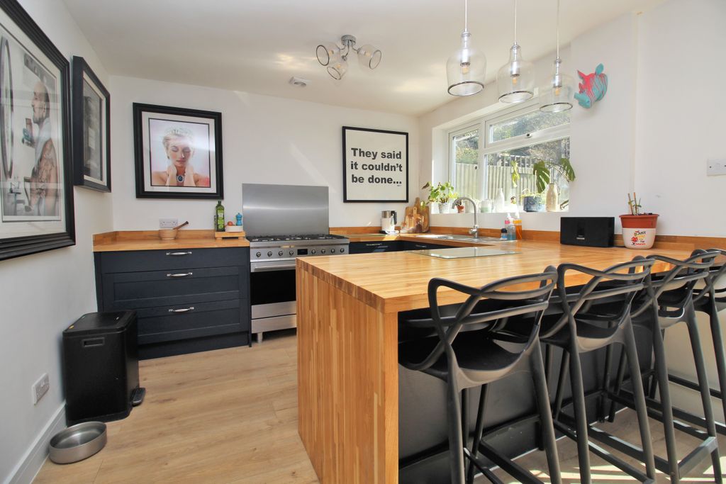 Property photo 3 of 36 24
