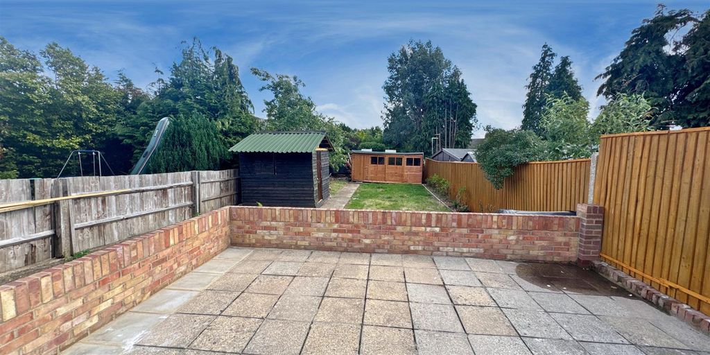 Property photo 3 of 13 Outside