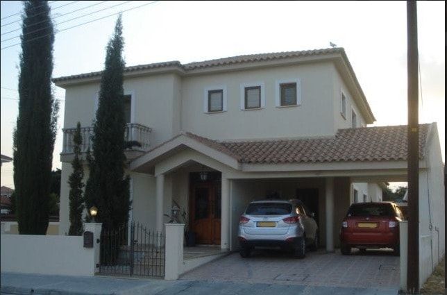 Property photo 1 of 13