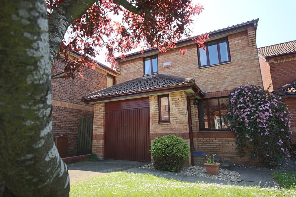 Property photo 1 of 24