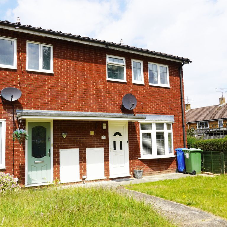 Property photo 2 of 18