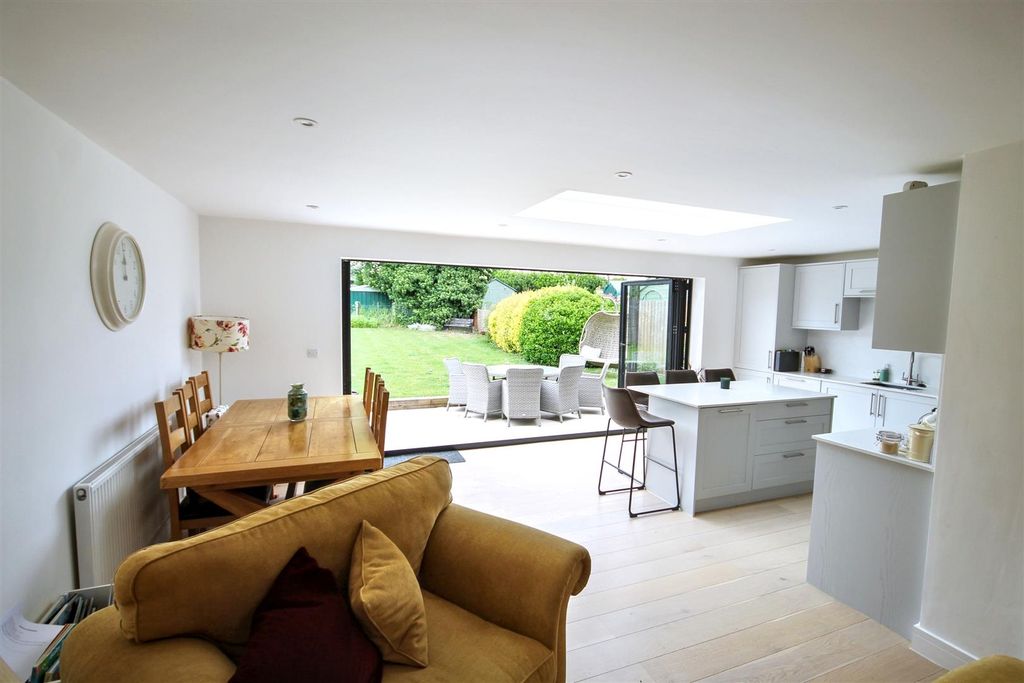 Property photo 3 of 10 Img_1151.Jpg