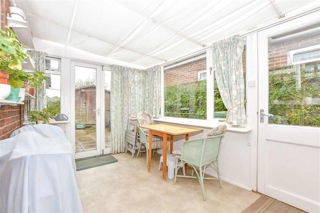 Property photo 3 of 11 Conservatory