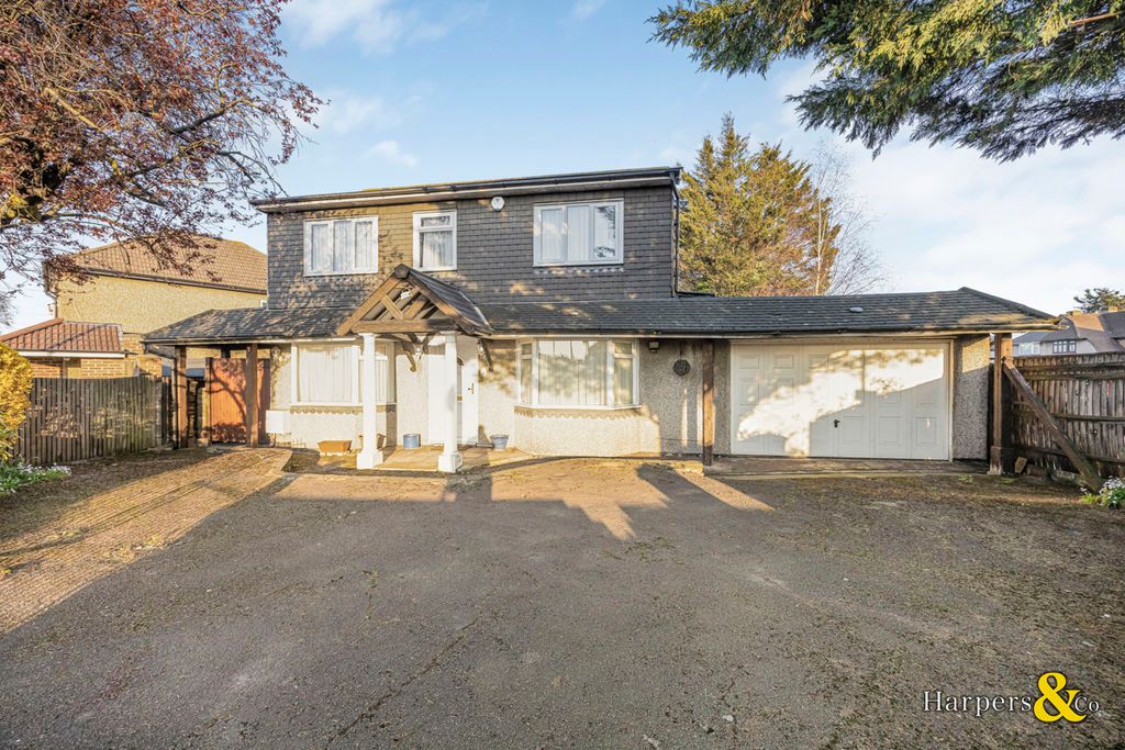 Property photo 1 of 16 Photo 23