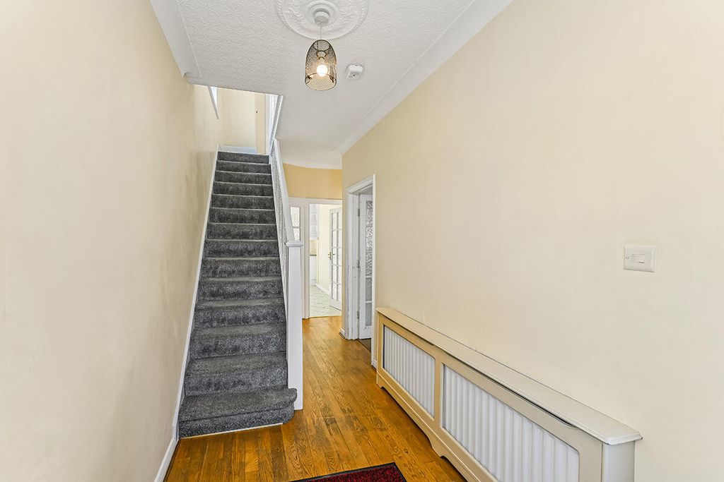 Property photo 3 of 22 Hallway