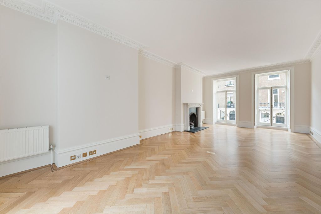 Property photo 3 of 10 Image