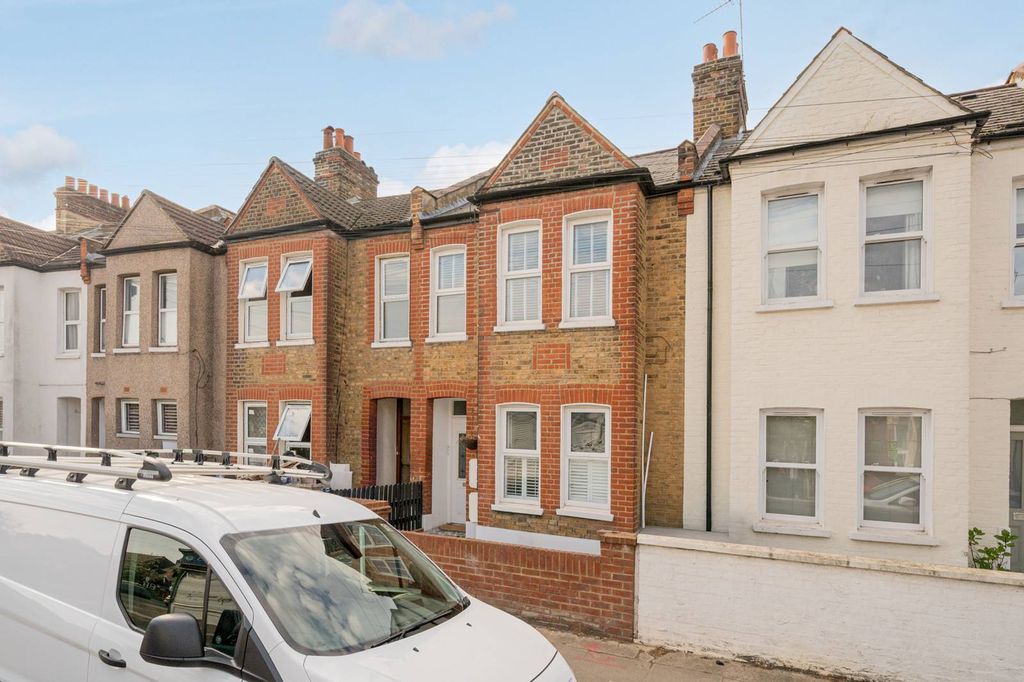 Property photo 2 of 16