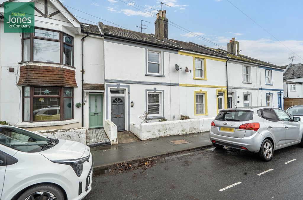 Property photo 1 of 10 External