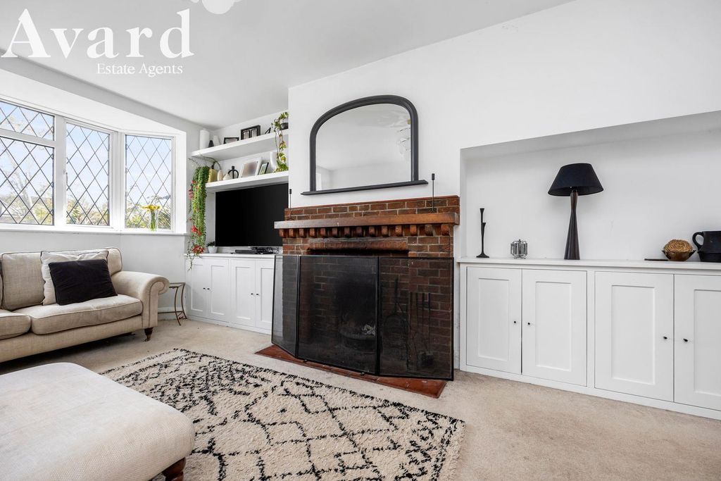 Property photo 3 of 31 3.Jpeg