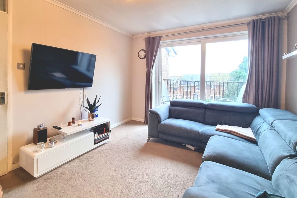 Property photo 2 of 13 Picture 2