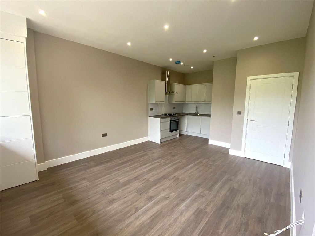 Property photo 2 of 5 Picture No. 06