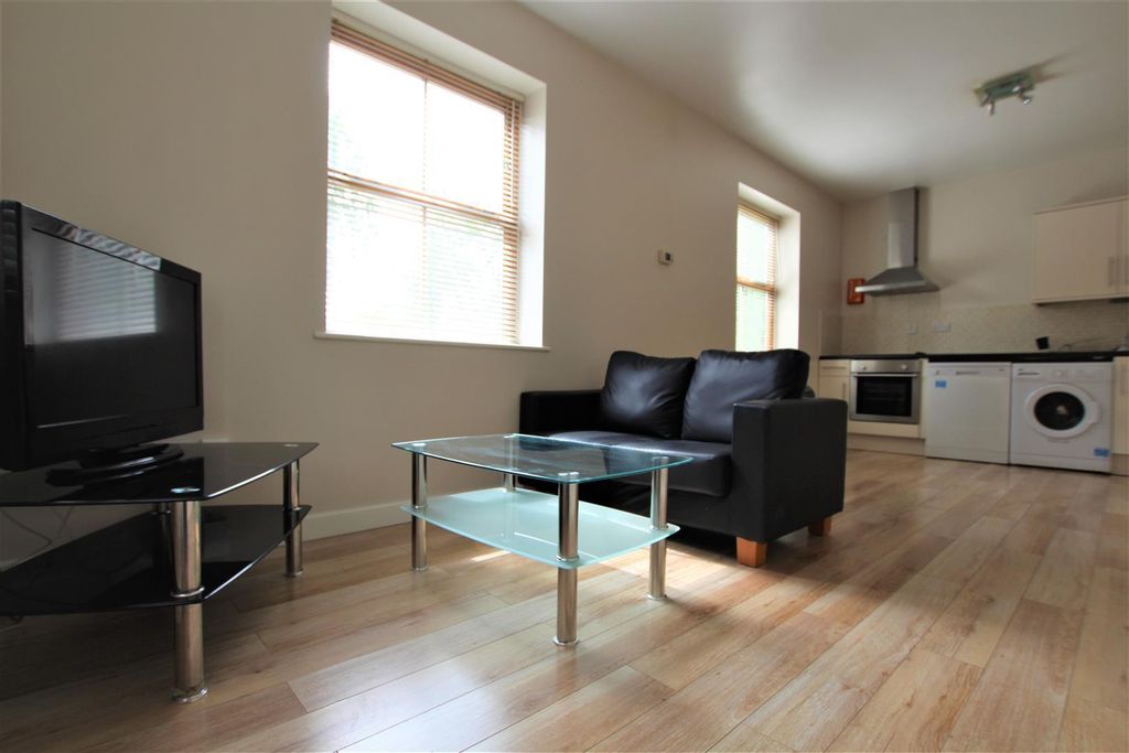 Property photo 2 of 8 Vcvrarah_Ke5Zw5Qf03O1Yoyh6Y.Jpg