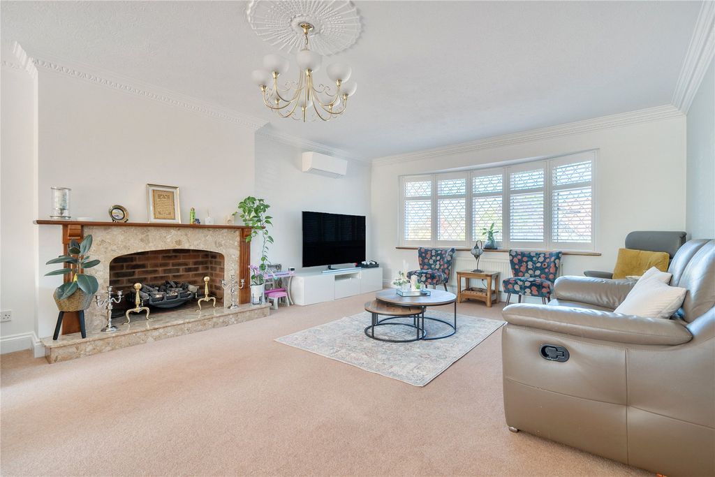 Additional image 6 of 4 bed detached house for saleBarn End Drive, Dartford, Kent DA2
