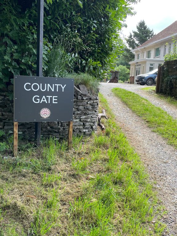 Property photo 2 of 47