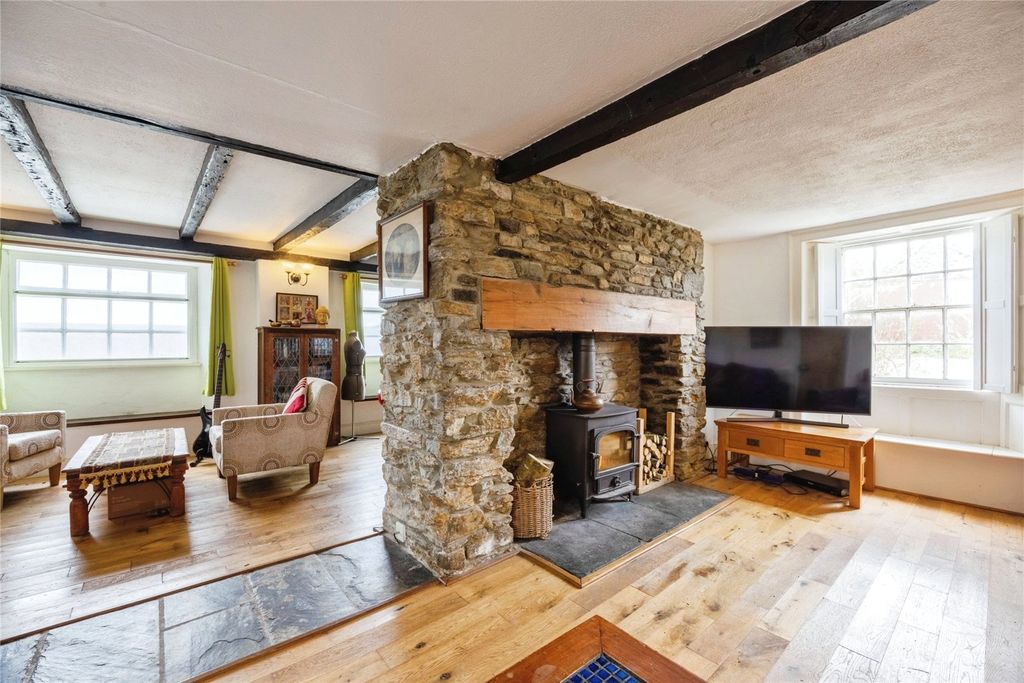 Property photo 3 of 27 Picture No. 23
