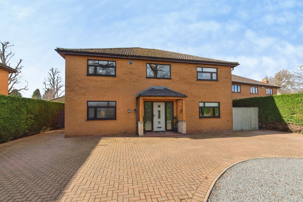 Property photo 1 of 19