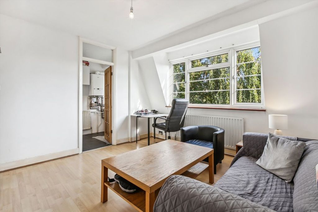 Property photo 1 of 5