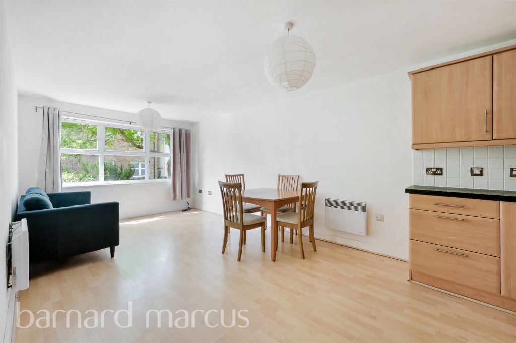 Property photo 2 of 7