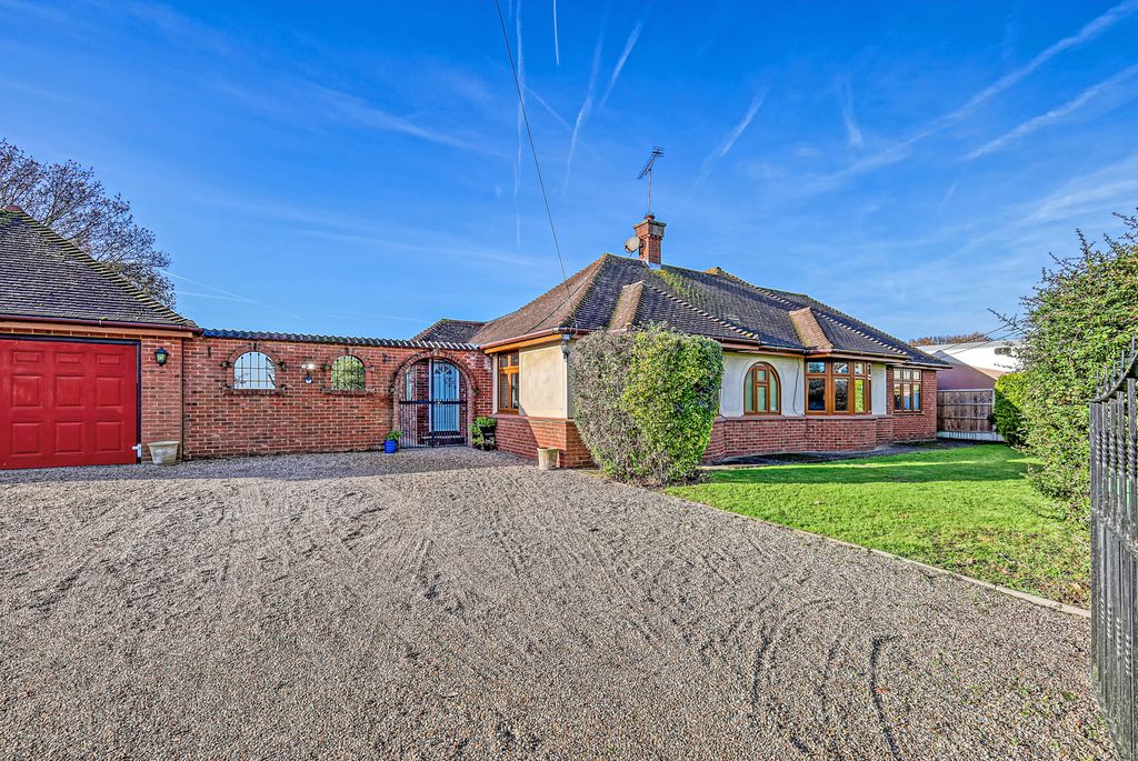 Property photo 2 of 24 Picture No. 32