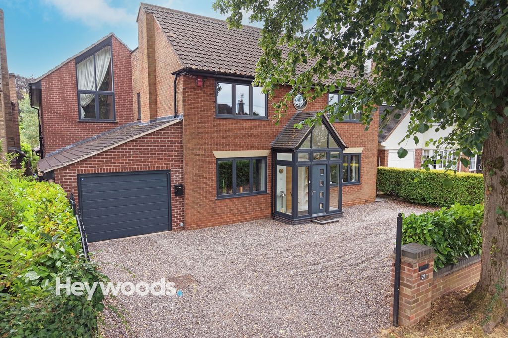 Property photo 2 of 74