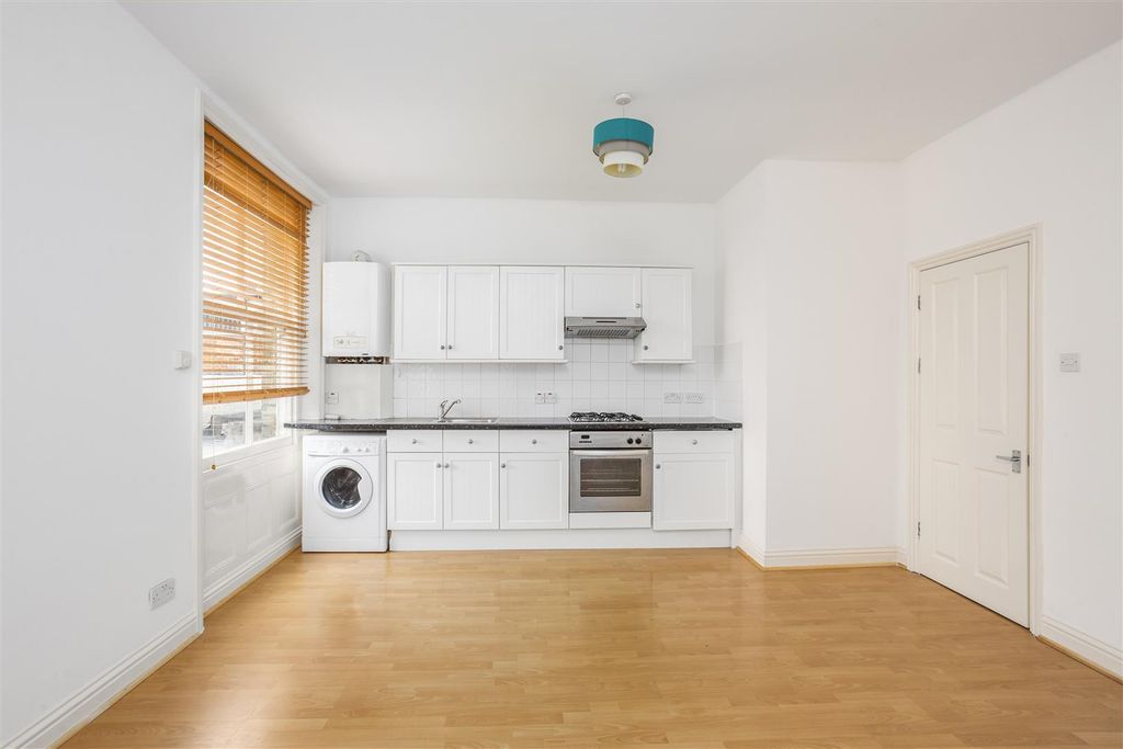 Property photo 1 of 6 Flat A 302013 (8).Jpg