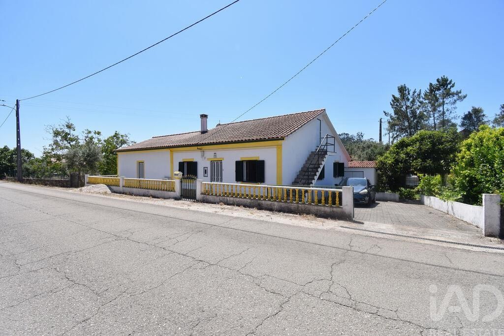 Property photo 2 of 26